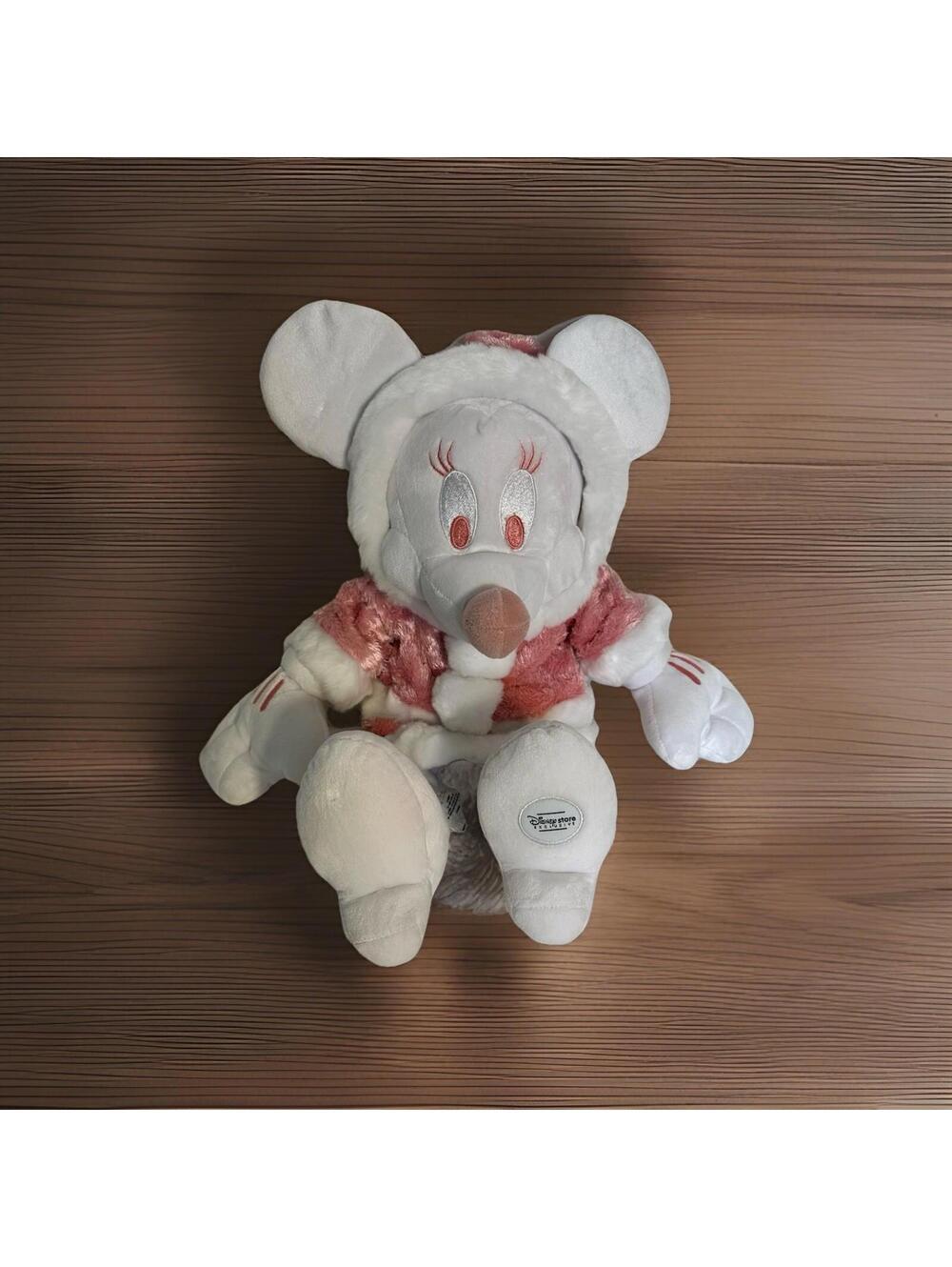 17”Minnie Mouse Pink Snowball Disney Store Exclusive Plush Doll Christmas Winter